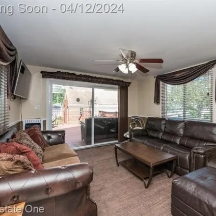 Image 5 - 6985 Kingsbury Street, Dearborn Heights, MI 48127, USA - House for rent