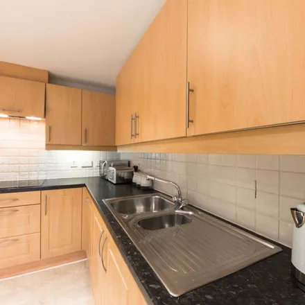 Rent this 1 bed apartment on Chrysanthemum Drive in Shinfield, RG2 9ED