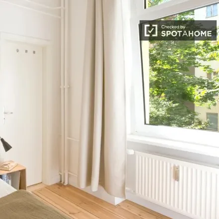 Image 5 - Bredowstraße 39, 10551 Berlin, Germany - Apartment for rent