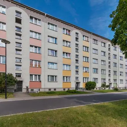 Rent this 3 bed apartment on Steinweg 10 in 04758 Oschatz, Germany