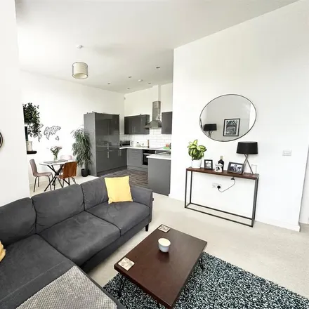 Image 4 - Crosby Road, Sefton, L22 0LH, United Kingdom - Apartment for rent
