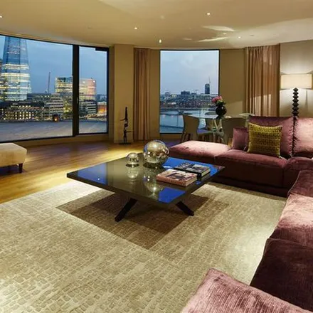 Image 4 - Byward Street, Cornhill, London, EC3R 5AT, United Kingdom - Apartment for rent