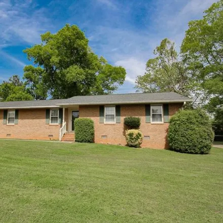 Buy this 3 bed house on 1229 Darlington Drive in Macon, GA 31210