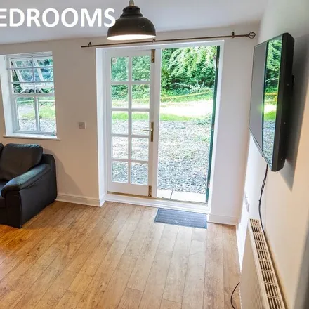 Rent this 7 bed townhouse on Schuster Road in Victoria Park, Manchester