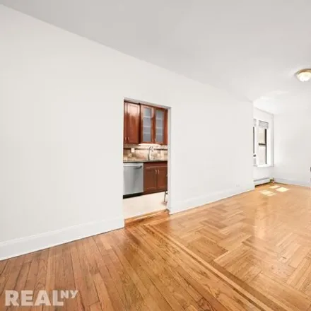Image 1 - 24 Bennett Avenue, New York, NY 10033, USA - Apartment for sale