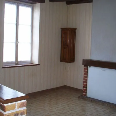 Rent this 2 bed apartment on 2 Rue du Chemin Vieux in 41500 Mer, France