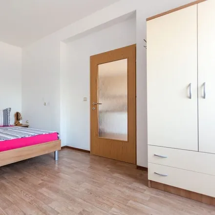 Image 5 - Porat, 51511 Porat, Croatia - Apartment for rent