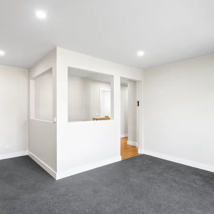 Image 6 - Southland Street, Glen Iris VIC 3146, Australia - Apartment for rent