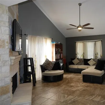 Image 7 - 7702 Springville Drive, Copperfield, Harris County, TX 77095, USA - House for sale