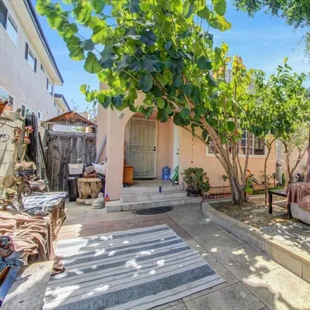 Image 5 - 7520 Norton Avenue, West Hollywood, CA 90046, USA - Townhouse for sale