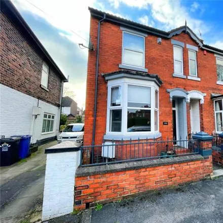 Buy this 3 bed townhouse on Elm Street in Newcastle-under-Lyme, ST5 0QD