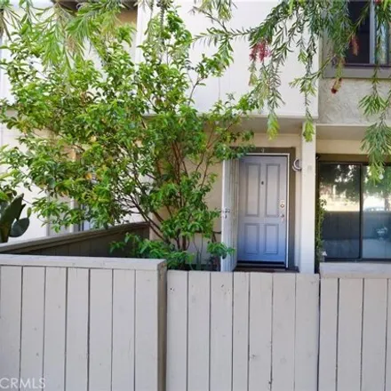 Image 3 - 9601 Sepulveda Boulevard, Los Angeles, CA 91343, USA - Townhouse for sale