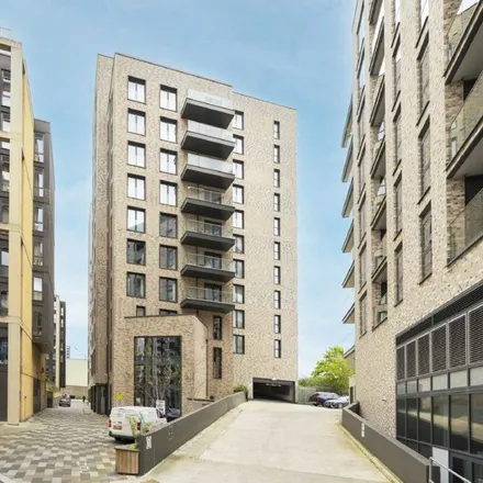 Image 8 - Linton House, 2 Creek Lane, London, SW18 1SY, United Kingdom - Apartment for rent