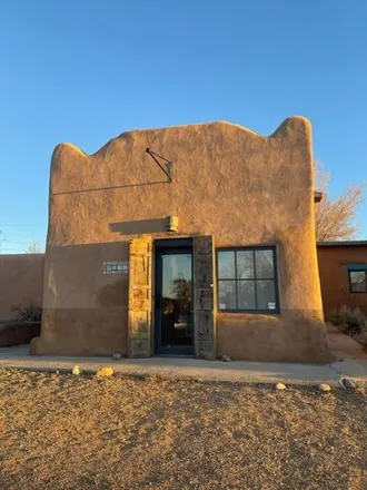 Image 3 - Trading Post Cafe, NM 68, Ranchos de Taos, Taos County, NM 87550, USA - House for sale