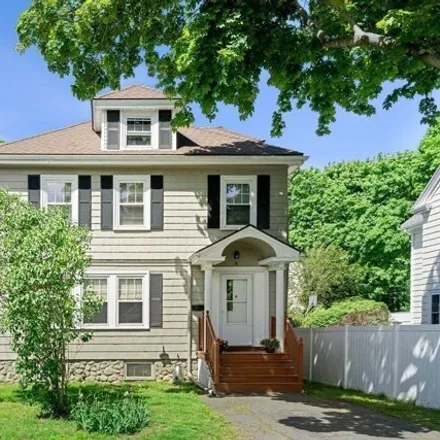Rent this 3 bed house on 4 Mystic Road in Marblehead, MA 01907