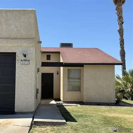 Buy this 3 bed house on 1677 West 13th Street in Yuma, AZ 85364