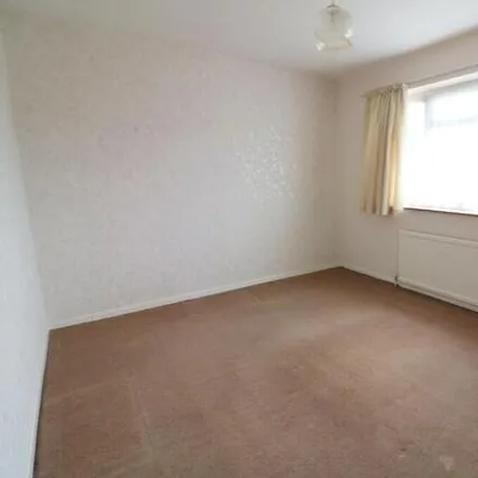 Image 6 - Gooseberry Hill, Luton, LU3 2LB, United Kingdom - Duplex for sale