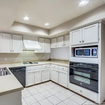 Image 5 - 7414 Broadway, Alamo Heights, Bexar County, TX 78209, USA - Apartment for rent