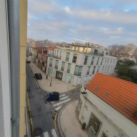 Rent this 1 bed apartment on Rua de São Bartolomeu in 4150-689 Porto, Portugal