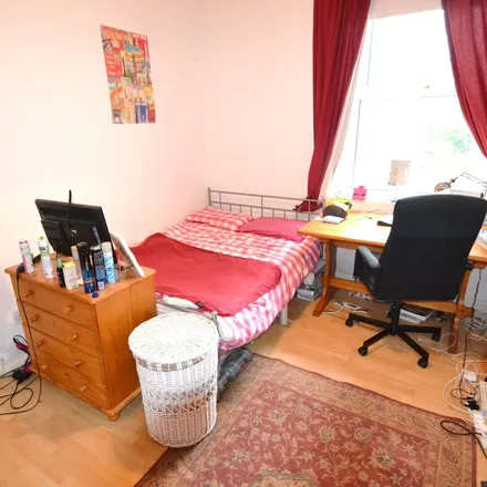 Rent this 1 bed apartment on Rawden Place in Cardiff, CF11 6LF