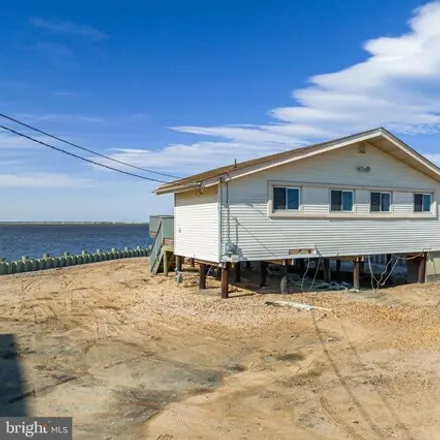 Image 2 - 585 Dock Road, Eagleswood Township, Ocean County, NJ 08092, USA - House for sale