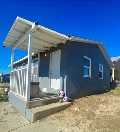Buy this 5 bed house on 15661 L Street in Mojave, Kern County