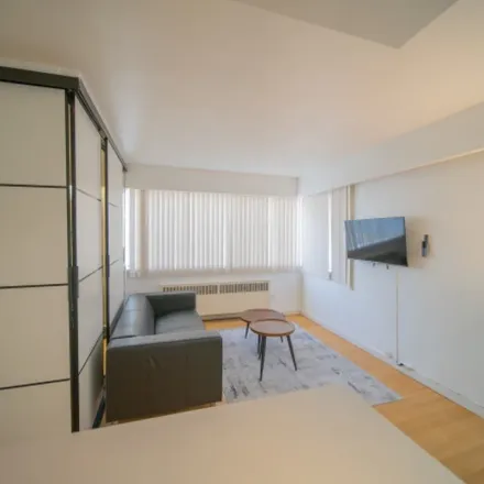 Image 5 - 87 Nelson Street, Vancouver, BC, Canada - Apartment for rent