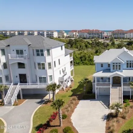 Image 5 - 31 Sailview Drive, North Topsail Beach, NC 28460, USA - House for sale