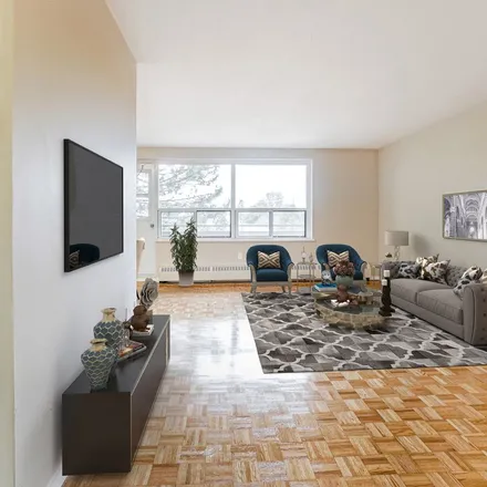 Image 2 - 1155 Midland Avenue, Toronto, ON M1K 4G4, Canada - Apartment for rent