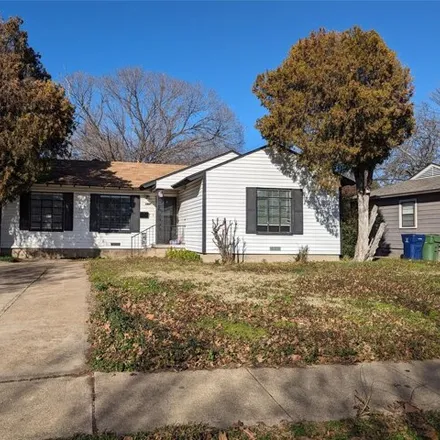 Rent this 3 bed house on 1467 Nash Street in Garland, TX 75042
