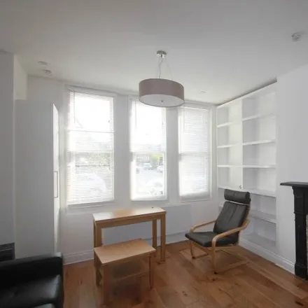 Image 5 - Rathcoole Avenue, London, N8 9LY, United Kingdom - Apartment for rent