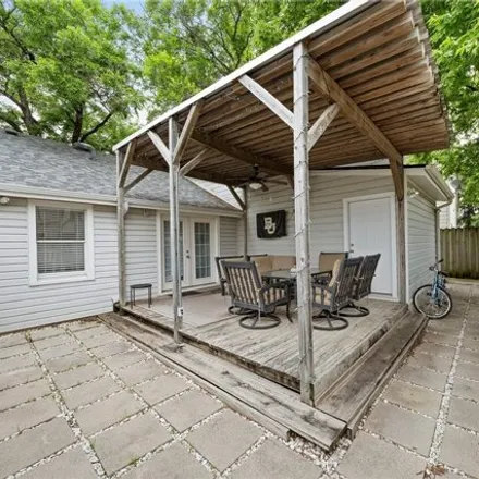 Image 4 - 2002 South 9th A Street, Waco, TX 76706, USA - House for sale