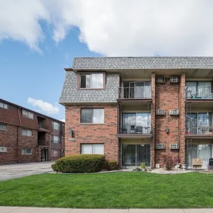 Buy this 2 bed condo on 9854 Nottingham Avenue in Chicago Ridge, IL 60415