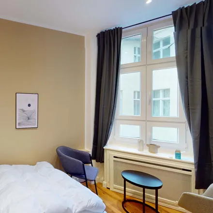 Rent this 4 bed room on Müllerstraße 6 in 13353 Berlin, Germany