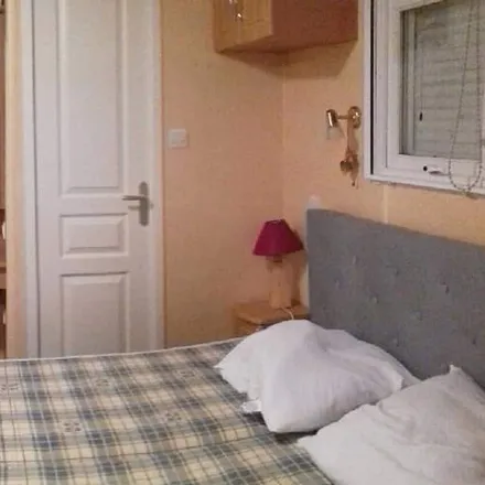 Rent this 3 bed house on 85540 Saint-Cyr-en-Talmondais