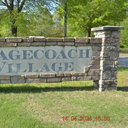 Image 2 - 2 Stagecoach Village Circle, Little Rock, AR 72210, USA - Condo for sale