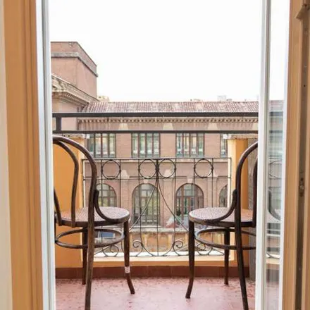 Image 2 - Istituto Professionale Via Acireale, Piazza Lodi, 00182 Rome RM, Italy - Apartment for rent