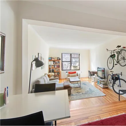 Rent this 1 bed apartment on 310 East 75th Street in New York, NY 10021