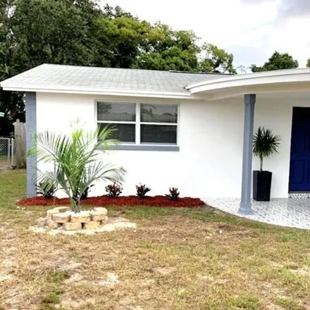 Buy this 3 bed house on 3662 Darlington Road in Holiday, FL 34691