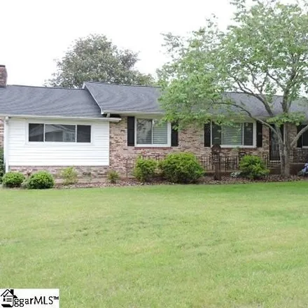 Buy this 3 bed house on 202 Grandview Cir in Travelers Rest, South Carolina