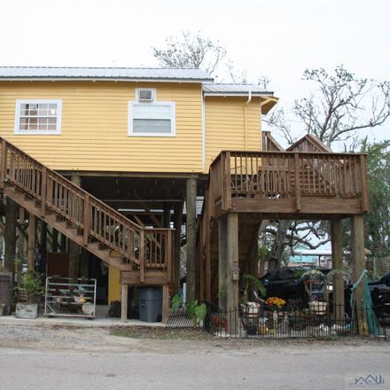Rent this 2 bed house on Medical Ave in Grand Isle, LA