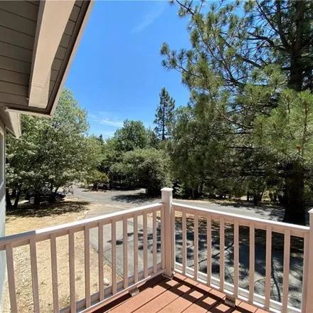 Image 3 - 30649 Panorama Road, Smiley Park, Running Springs, CA 92382, USA - House for sale