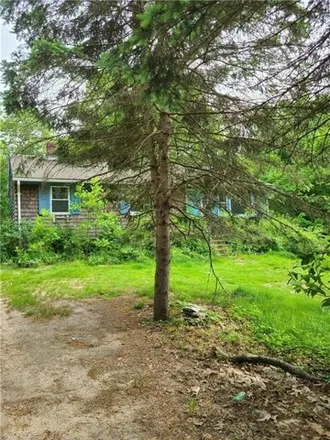 Image 1 - 46 Highland Road, Glocester, RI 02814, USA - House for sale