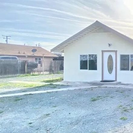 Buy this 3 bed house on 552 Road 172 in Tulare County, CA 93215