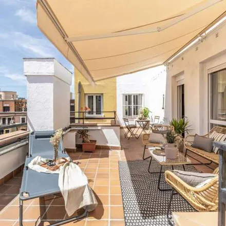 Image 2 - Calle de Luchana, 34, 28010 Madrid, Spain - Apartment for rent