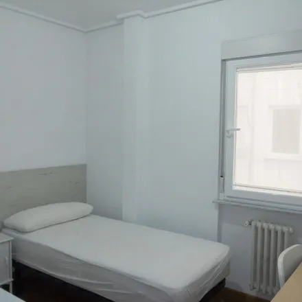 Rent this 8 bed apartment on Calle de Echegaray in 7, 37005 Salamanca