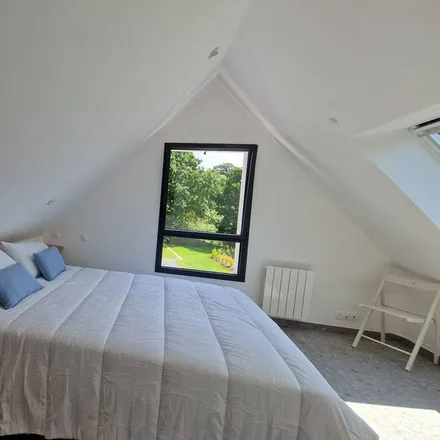 Rent this 3 bed house on Ker Francois in 29630 Saint-Jean-du-Doigt, France