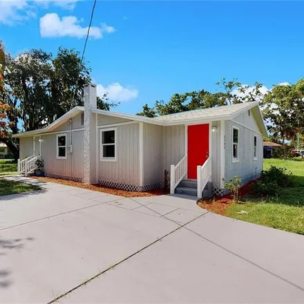Buy this 4 bed house on 907 3rd Avenue East in Palmetto, FL 34221