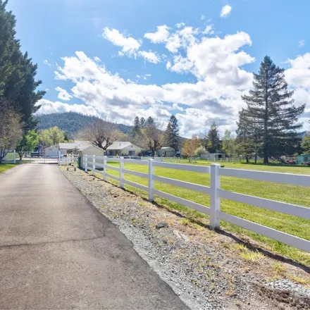 Buy this 4 bed house on 4001 Midway Avenue in Josephine County, OR 97527