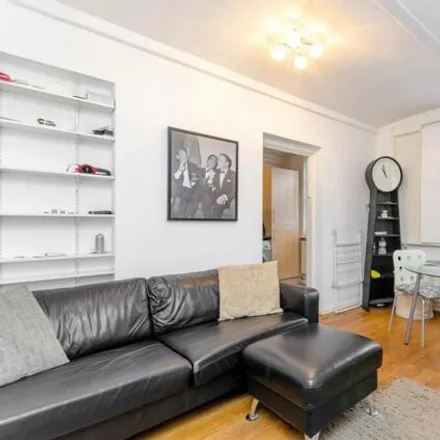 Rent this 1 bed apartment on Brewers Buildings in Paget Street, Angel